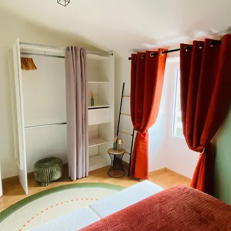 Maison Avec Piscine , A 20min De L'ocean