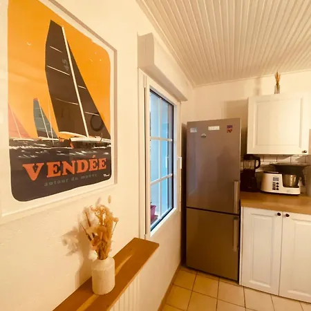 Maison Avec Piscine , A 20min De L'ocean * Chasnais