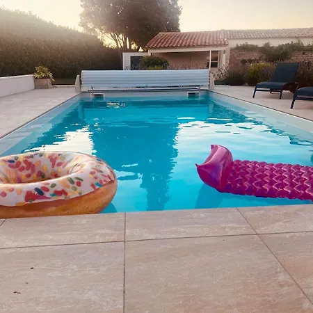 Maison Avec Piscine , A 20min De L'ocean