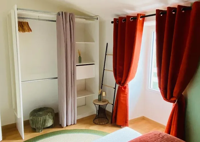 Maison Avec Piscine , A 20min De L'ocean