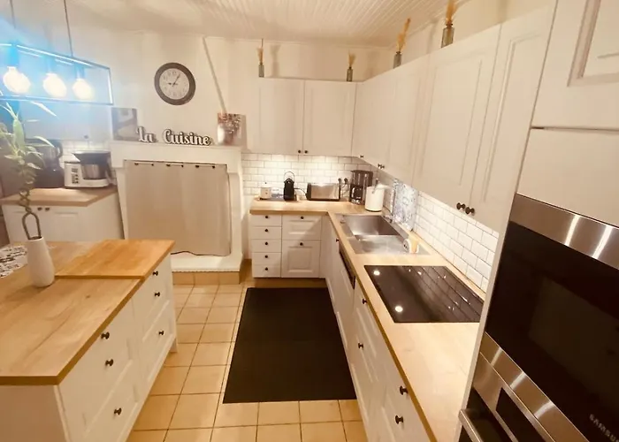 Maison Avec Piscine , A 20min De L'ocean * Chasnais