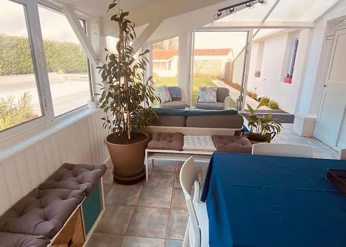 Maison Avec Piscine , A 20min De L'ocean * Chasnais